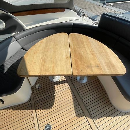 Une Nuit Sur Un Magnifique Bateau Linge Et Menage Inclus - Boat Paradise La Rochelle La Rochelle  Exterior photo